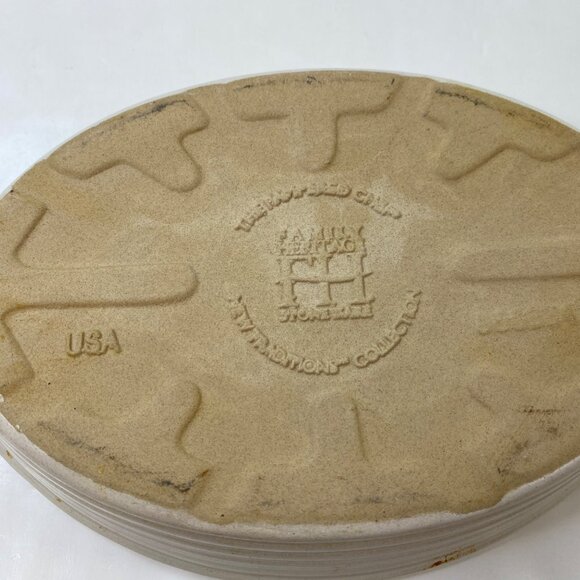 Pampered Chef Family Stoneware Cooking Stone Oval 8.25" Baking Dish - Picture 4 of 7